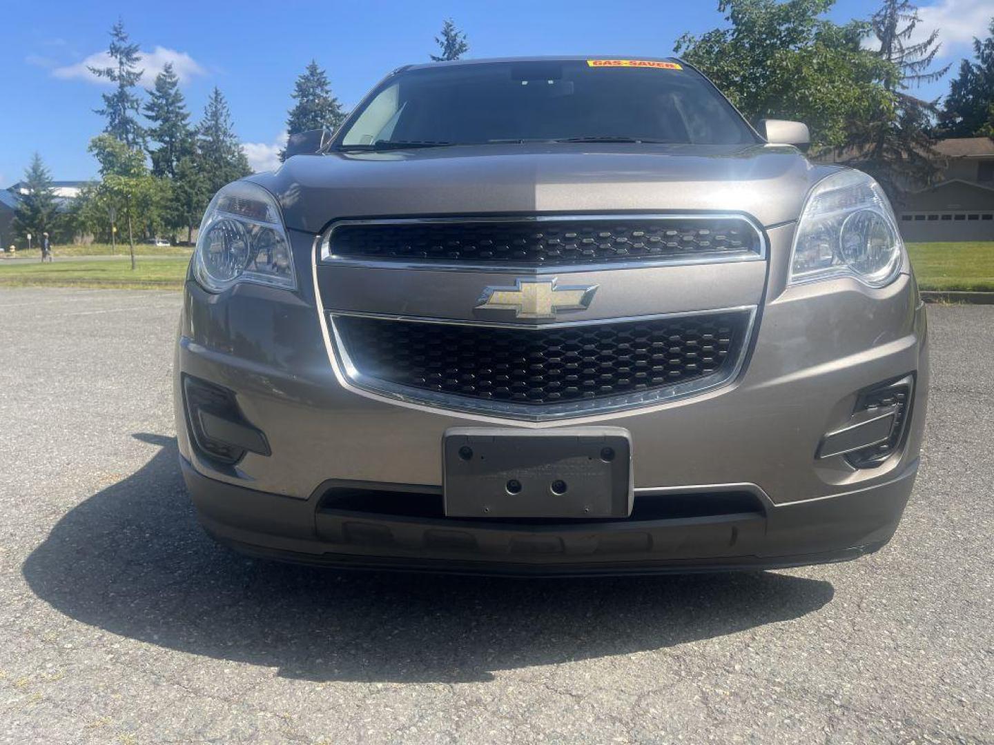 2012 GOLD /BLACK CHEVROLET EQUINOX LT SPORT FLEX FUEL (2GNFLEEK2C6) with an 2.4L engine, Automatic transmission, located at 1505 S 356th St., Federal Way, WA, 98003, 47.282051, -122.314781 - JUST REDUCED TO $6,599!!! AWD will handle wonderful in the rain and PNW weather conditions during fall and winter! Runs great and new timing belt so no surprise repair bill of $4500! This Equinox is a great compact SUV with engaging handling and enough gusto for daily driving, but very goo - Photo#3